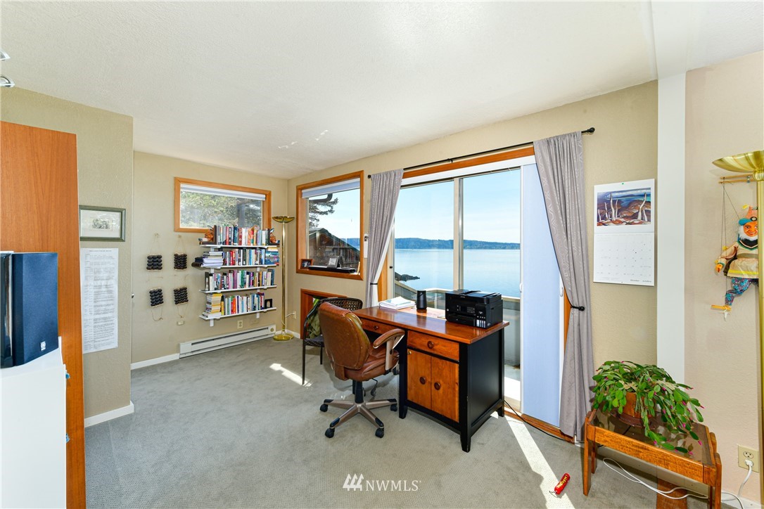 18328 Capet Zalsiluce Road La Conner, WA 98257 - Photo 16 of 40 Gallery Image 16