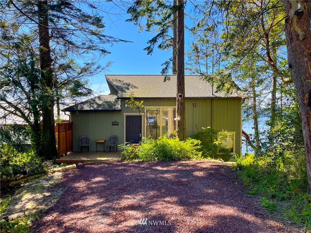 18328 Capet Zalsiluce Road La Conner, WA 98257 - Photo 3 of 40 Gallery Image 3