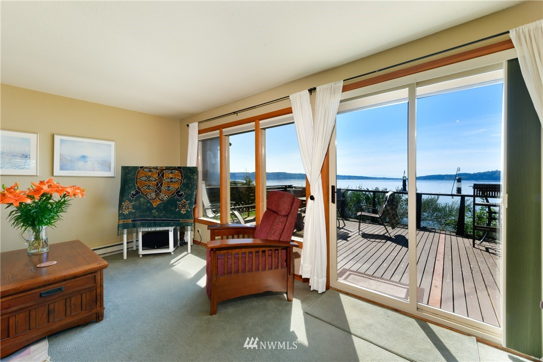 18328 Capet Zalsiluce Road La Conner, WA 98257 - Photo 6 of 40 Gallery Image 6