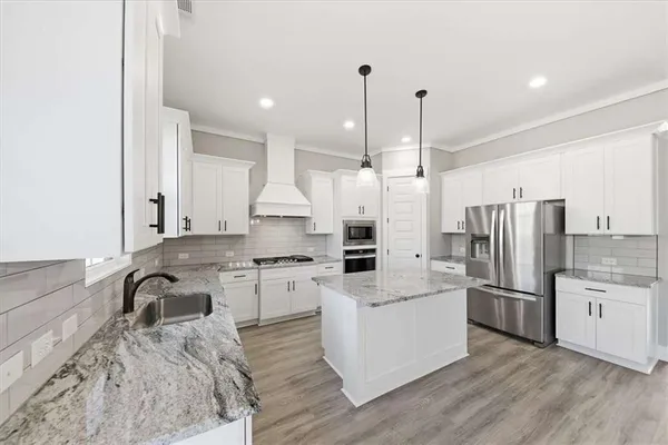 $722,900 | 300 Oxford Road, Ball Ground, GA 30107