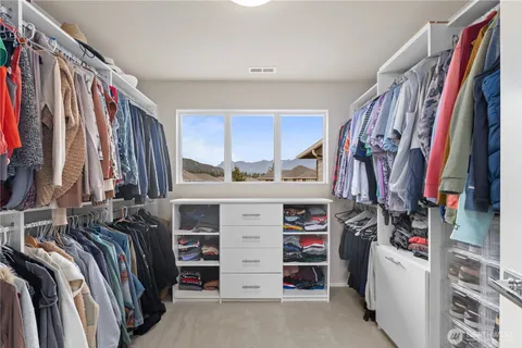 $1,325,000 | 1113 Gaines Avenue Southeast, North Bend, WA 98045