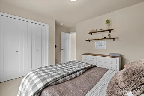 $1,325,000 | 1113 Gaines Avenue Southeast, North Bend, WA 98045