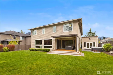 $1,325,000 | 1113 Gaines Avenue Southeast, North Bend, WA 98045