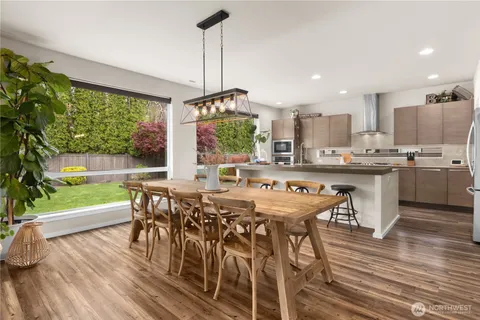 $1,325,000 | 1113 Gaines Avenue Southeast, North Bend, WA 98045