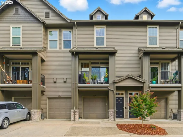 $390,000 | 640 Springtree Lane, West Linn, OR 97068