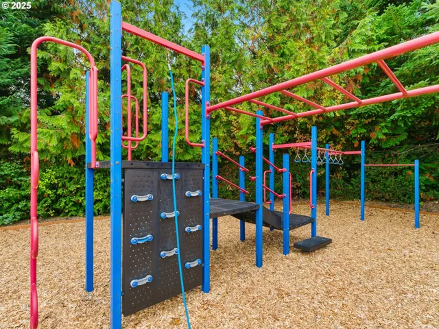 $399,000 | 640 Springtree Lane, West Linn, OR 97068