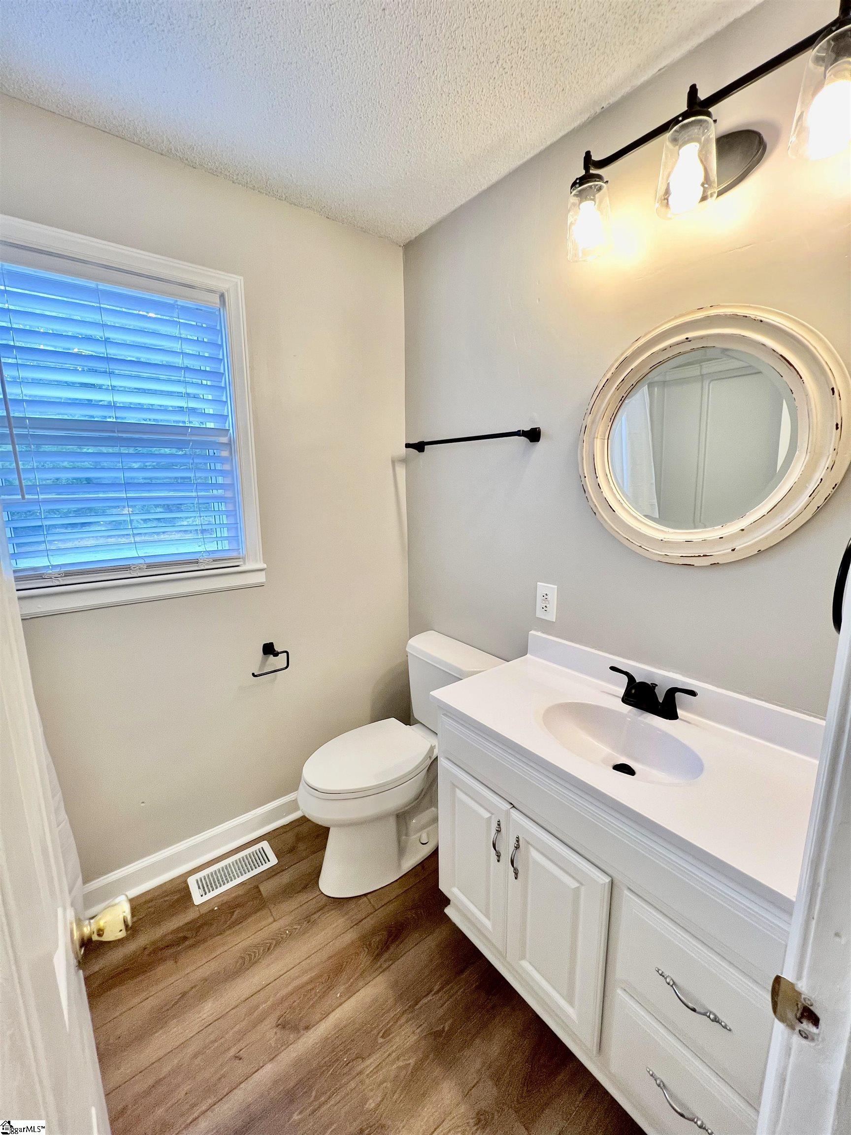 3904 Dixon Road Anderson, SC 29625 - Photo 11 of 20