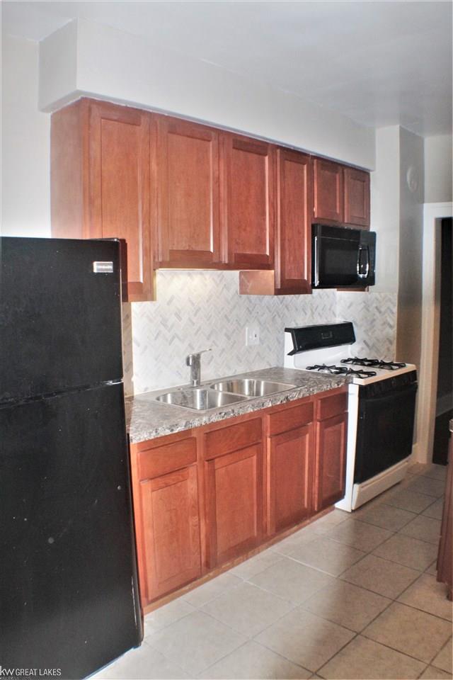 1445 Nottingham Road Grosse Pointe Park, MI 48230 - Photo 25 of 60