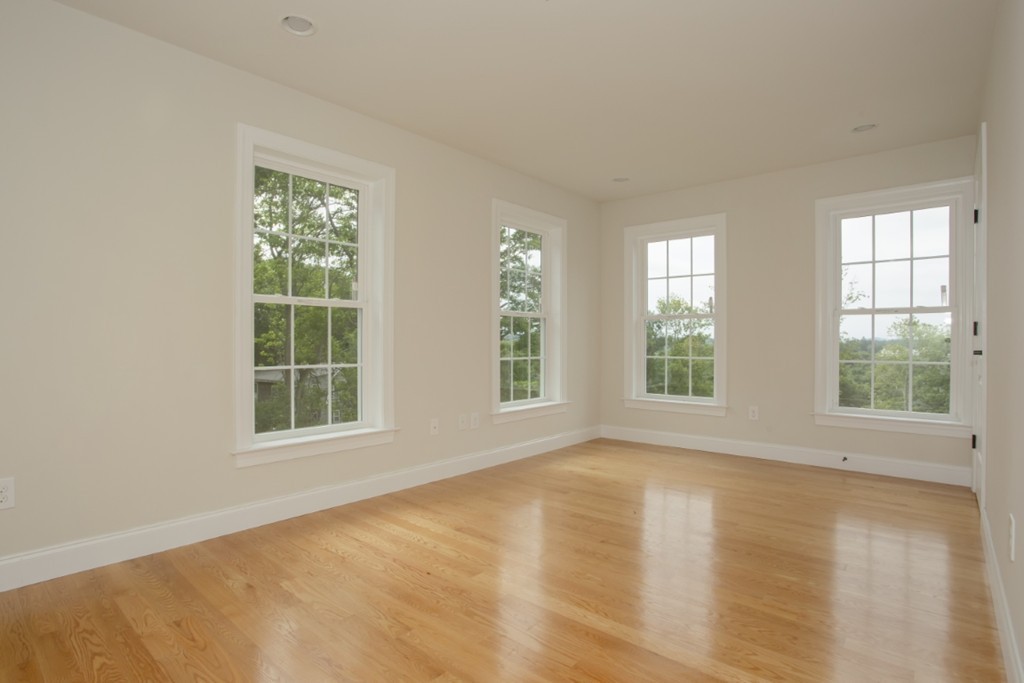 286 Maple Street, Unit 2 Middleton, MA 01949 - Photo 17 of 25 Gallery Image 17