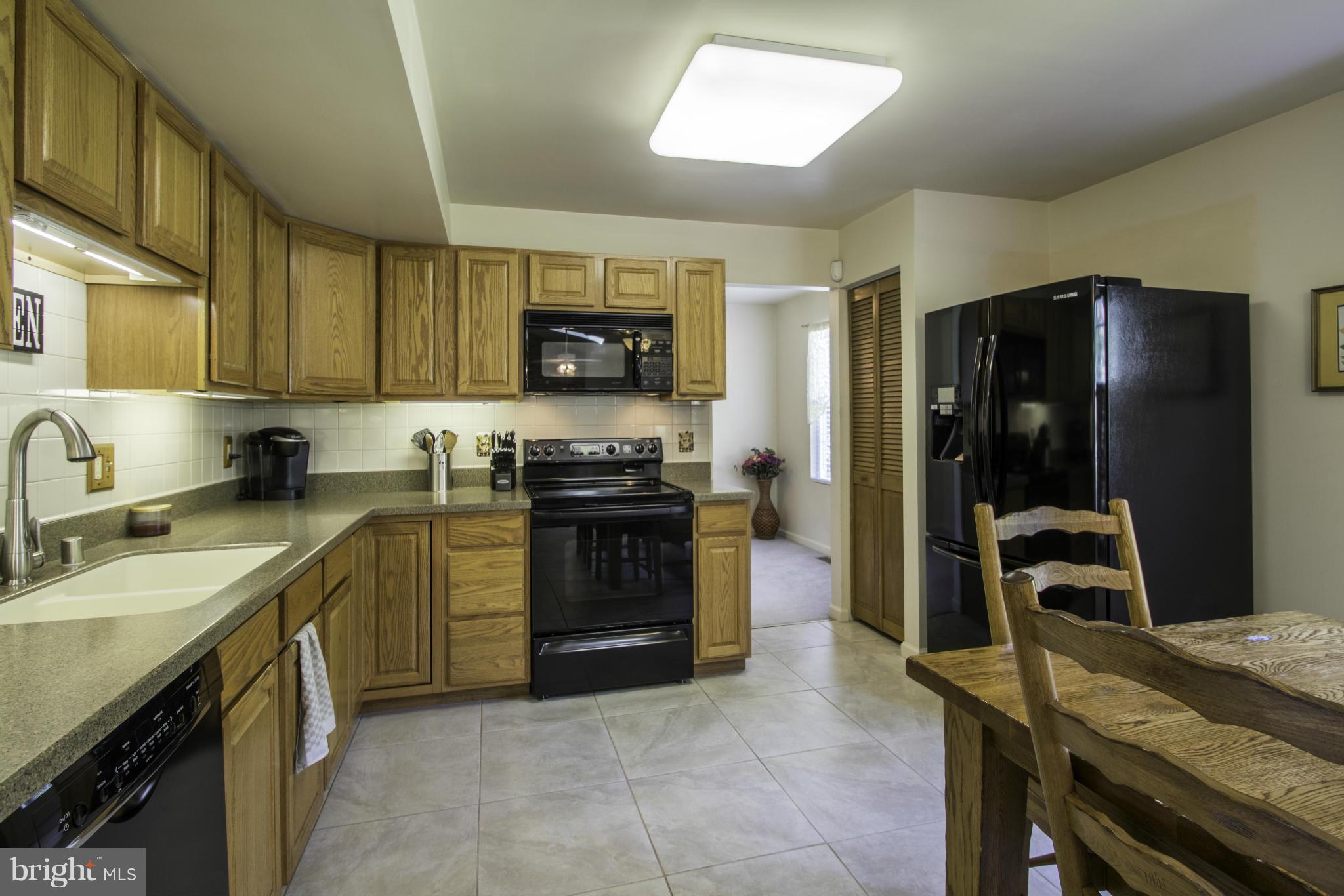 7801 Locust Wood Road Severn, MD 21144 - Photo 11 of 27 Kitchen