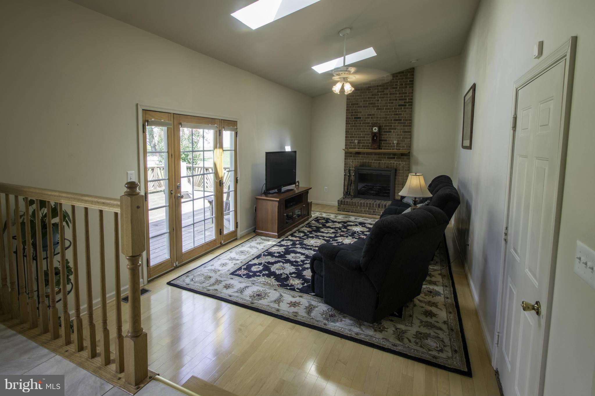 7801 Locust Wood Road Severn, MD 21144 - Photo 13 of 27 Family Room
