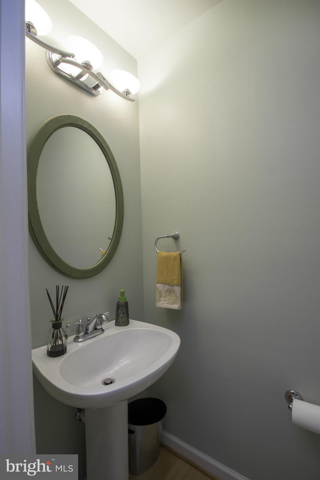 7801 Locust Wood Road Severn, MD 21144 - Photo 18 of 27 Bath