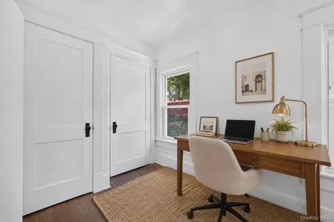 $380,000 | 10 South Grand Avenue, Poughkeepsie, NY 12603