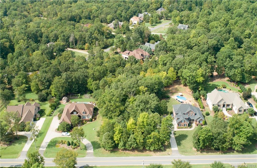 5653 Lake Wylie Road Clover, SC 29710 - Photo 14 of 14 Gallery Image 14