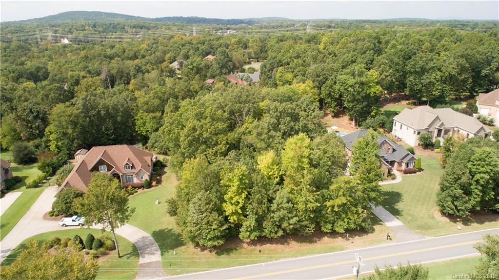 5653 Lake Wylie Road Clover, SC 29710 - Photo 5 of 14 Gallery Image 5
