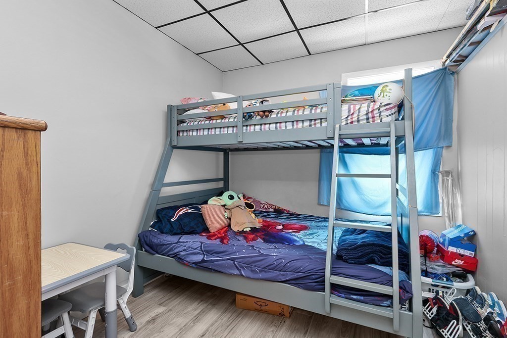 90 Quequechan Street Fall River, MA 02723 - Photo 11 of 41