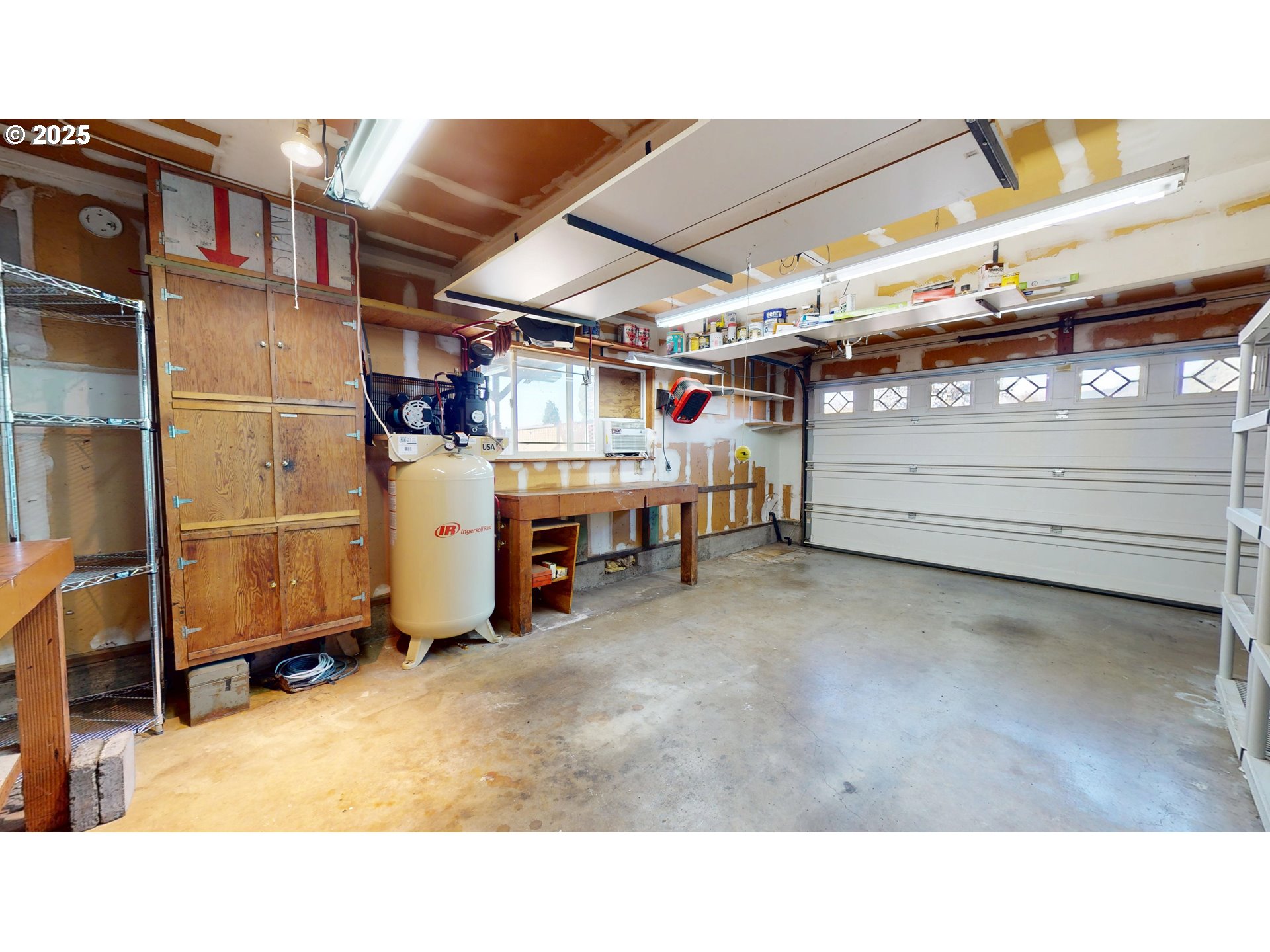 1671 T Street Springfield, OR 97477 - Photo 28 of 42