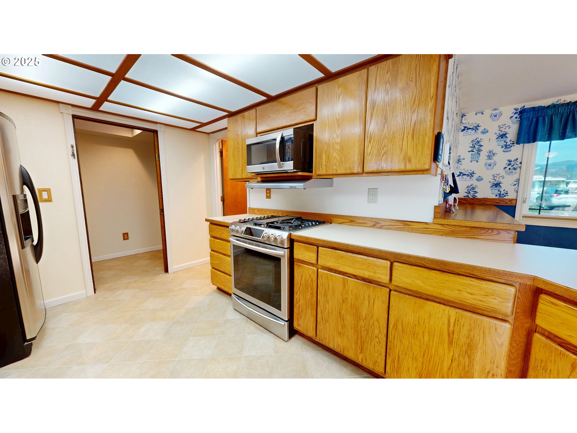 1671 T Street Springfield, OR 97477 - Photo 8 of 42