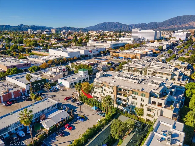$1,797,797 | 920 Granite Drive, Unit 213, Pasadena, CA 91101