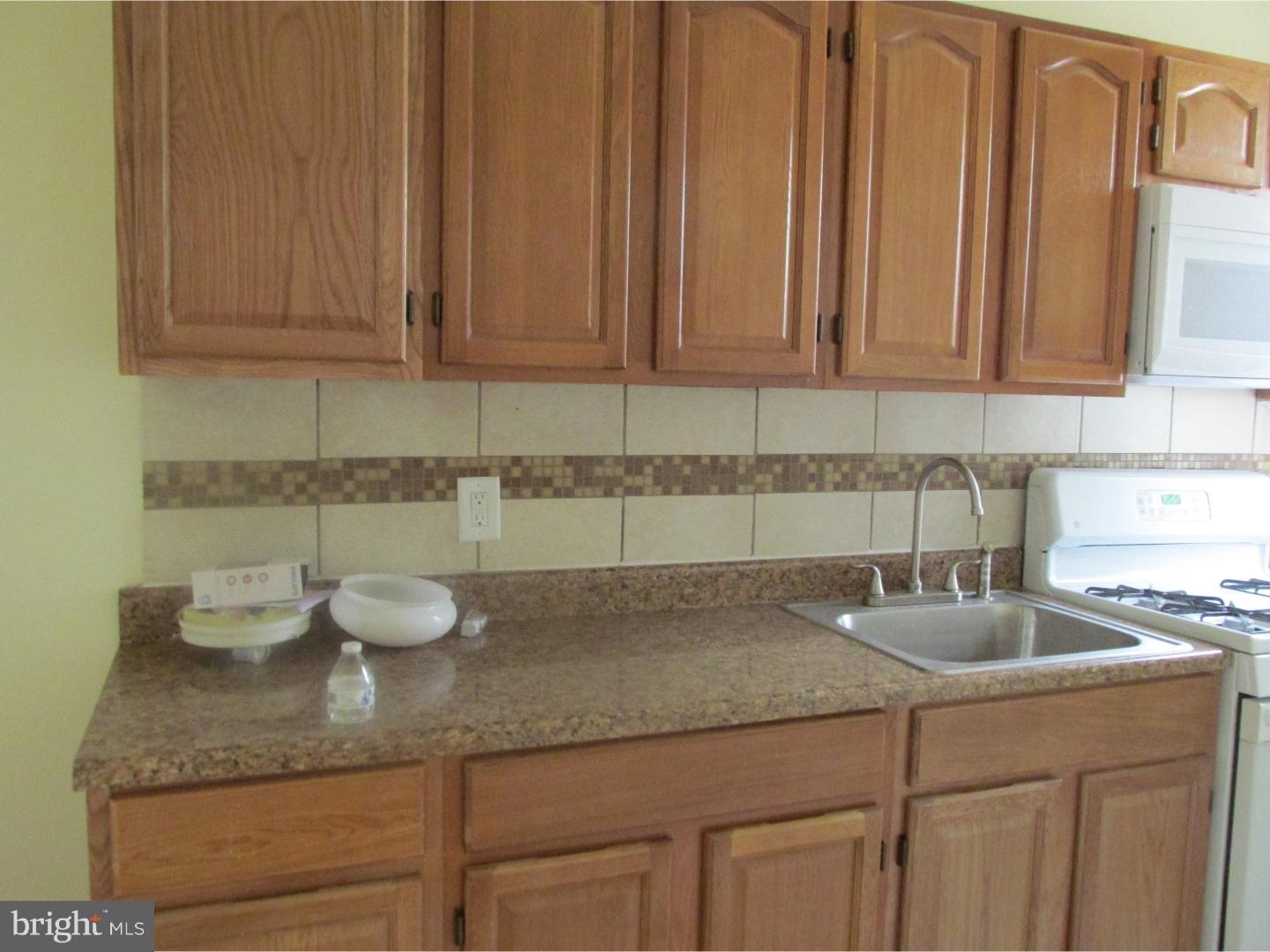 5639 Ridgewood Street Philadelphia, PA 19143 - Photo 4 of 10 Gallery Image 4