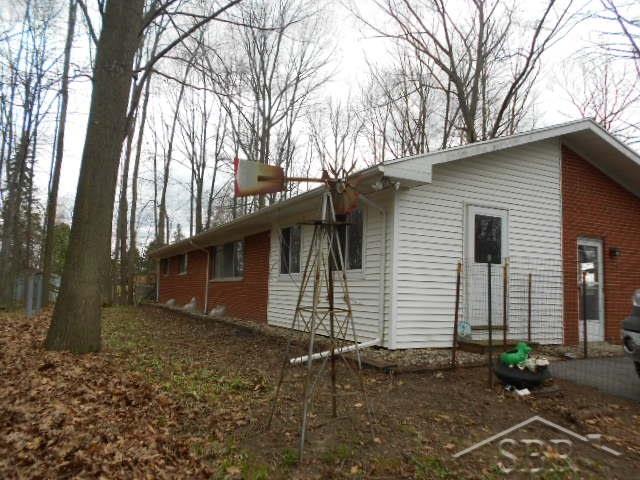 7330 North Gleaner Road Freeland, MI 48623 - Photo 13 of 14 31240311-12.JPG