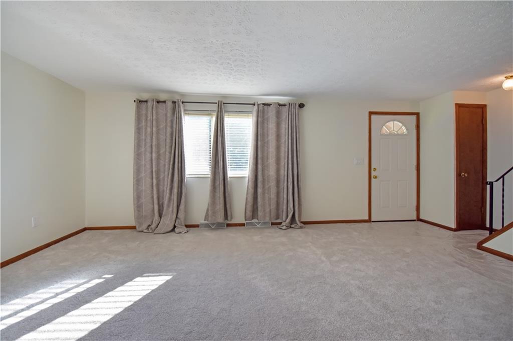 16 Wallace Road Pittsburgh, PA 15209 - Photo 2 of 30