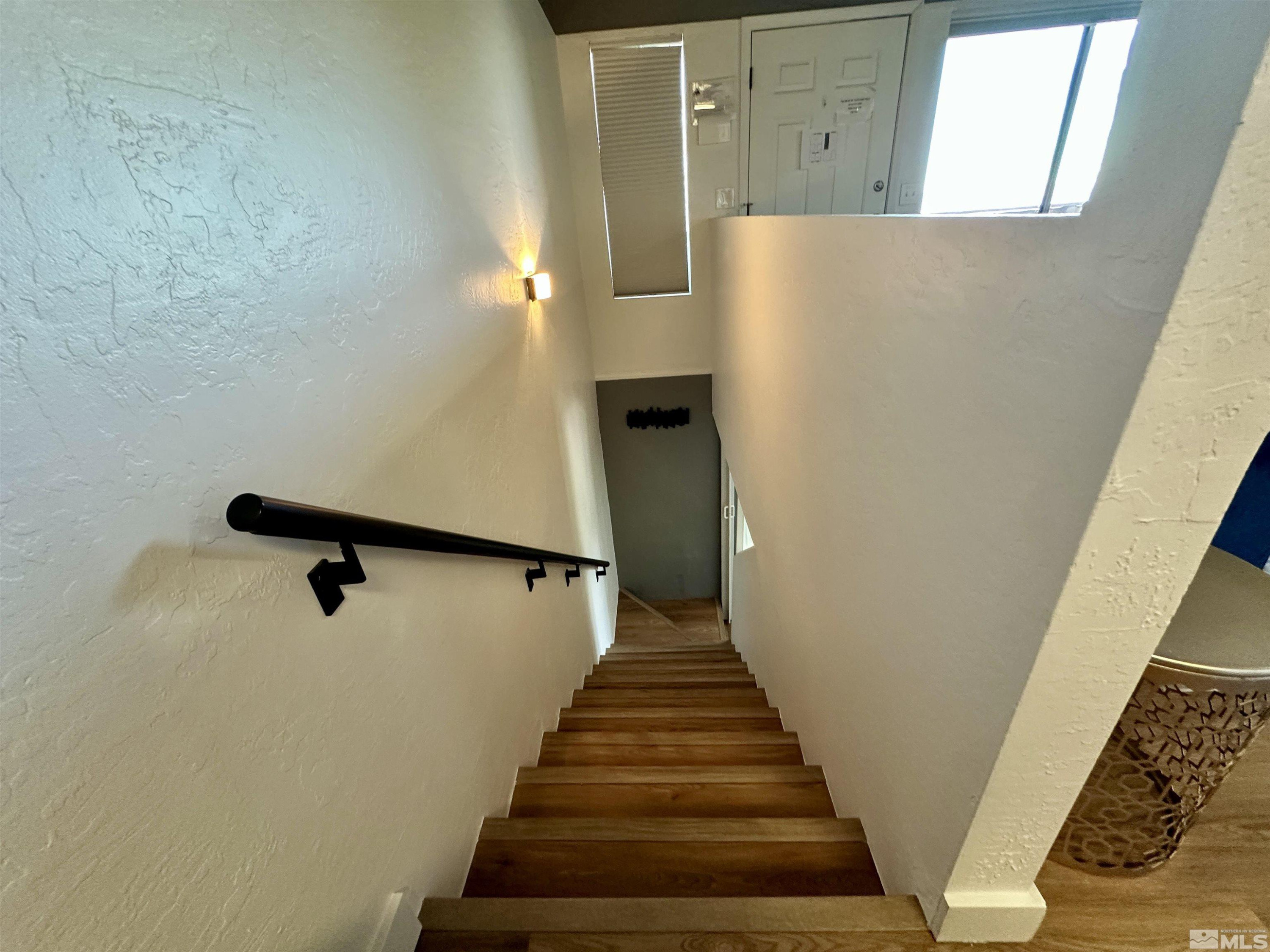 261 Quaking Aspen Lane, Unit B Stateline, NV 89449 - Photo 20 of 40 a view of entryway