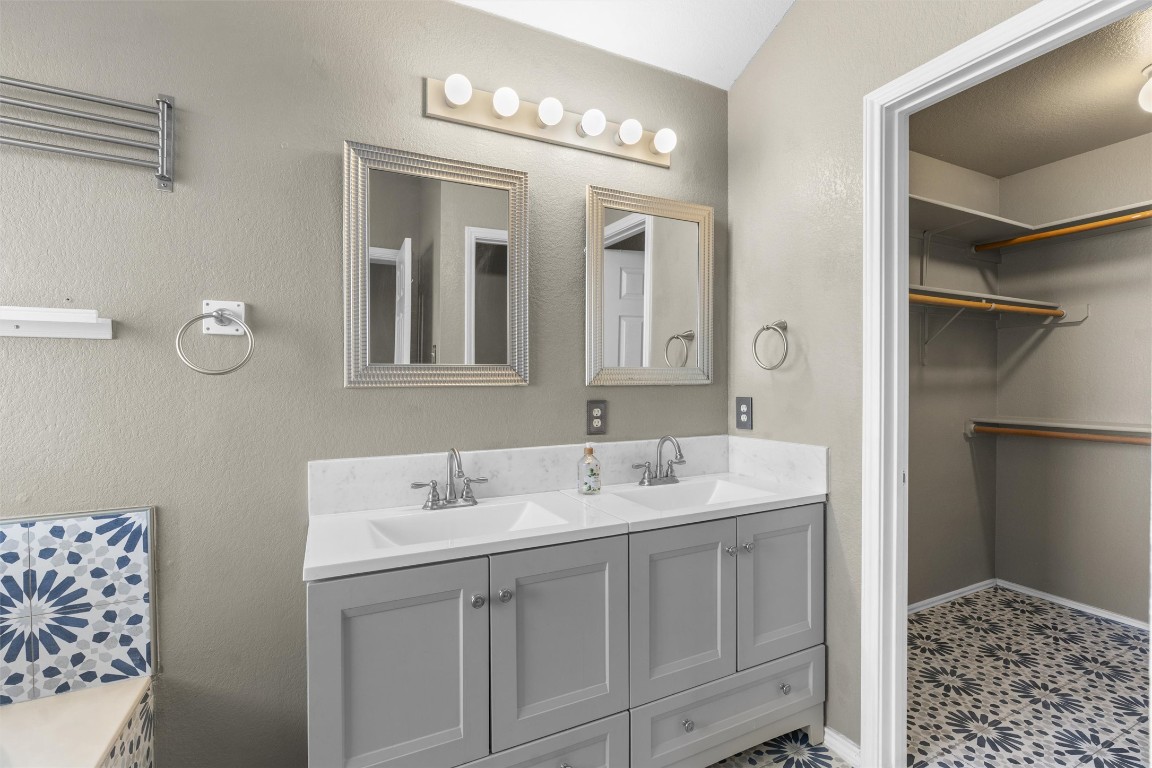 2012 Huxley Lane Round Rock, TX 78664 - Photo 17 of 28