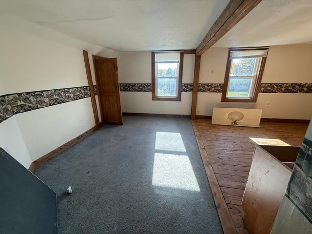 $79,900 | 15 Lagrange Road, Howland, ME 04448