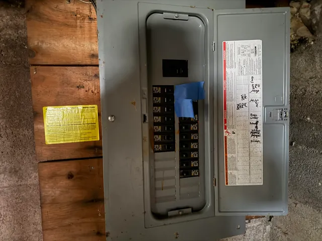 $79,900 | 15 Lagrange Road, Howland, ME 04448