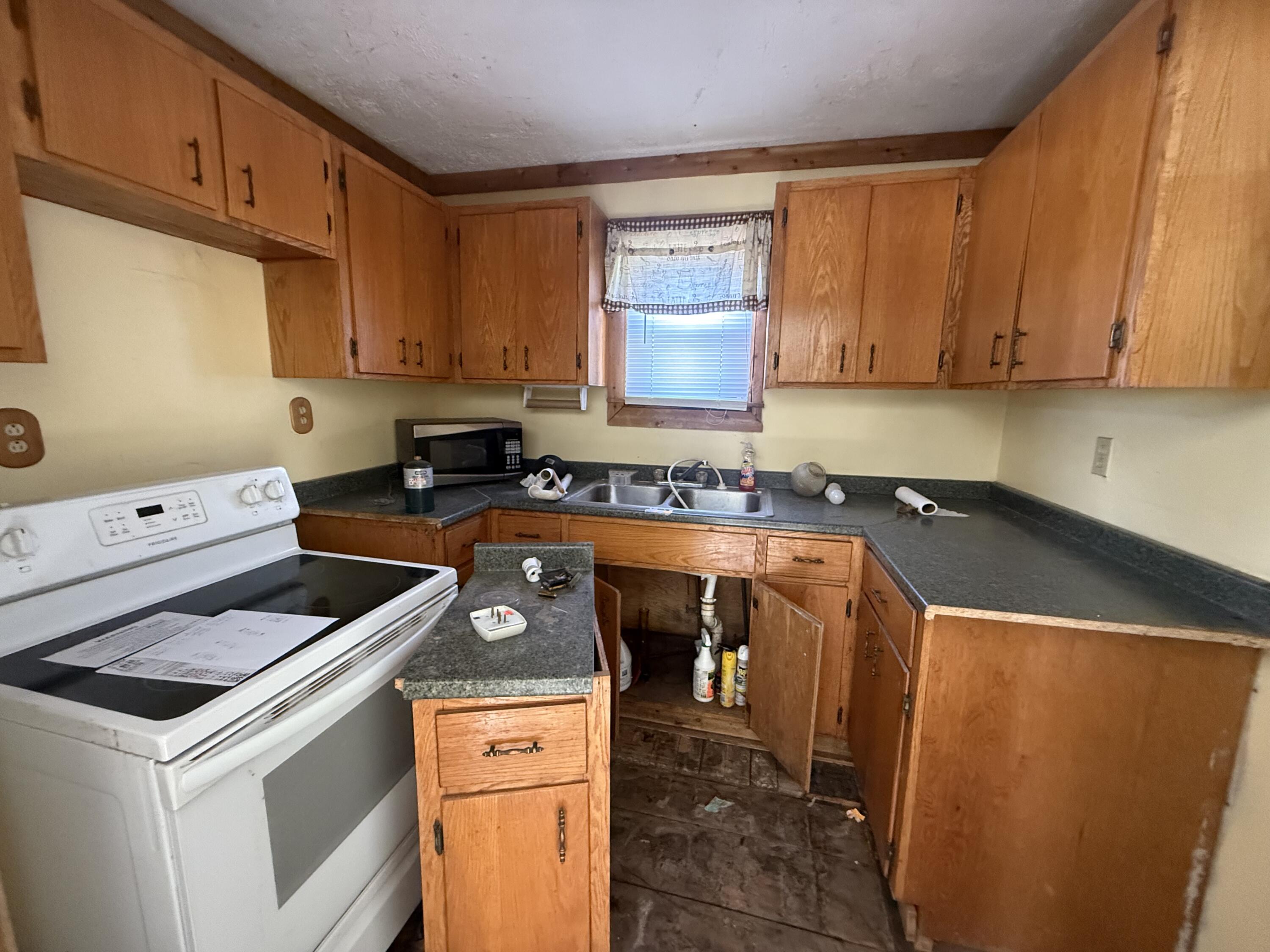 15 Lagrange Road Howland, ME 04448 - Photo 9 of 21 IMG_1456