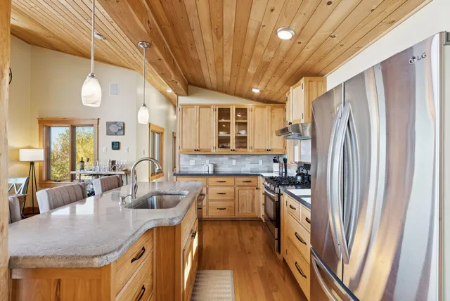 $999,900 | 42 Moose Hollow Lane, Brownfield, ME 04010