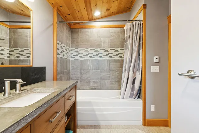 $999,900 | 42 Moose Hollow Lane, Brownfield, ME 04010