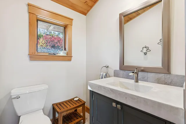 $999,900 | 42 Moose Hollow Lane, Brownfield, ME 04010