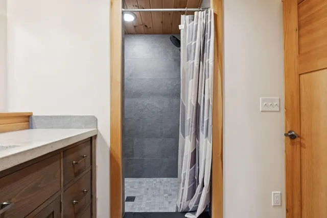 $999,900 | 42 Moose Hollow Lane, Brownfield, ME 04010