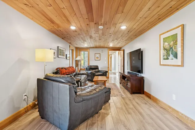 $999,900 | 42 Moose Hollow Lane, Brownfield, ME 04010