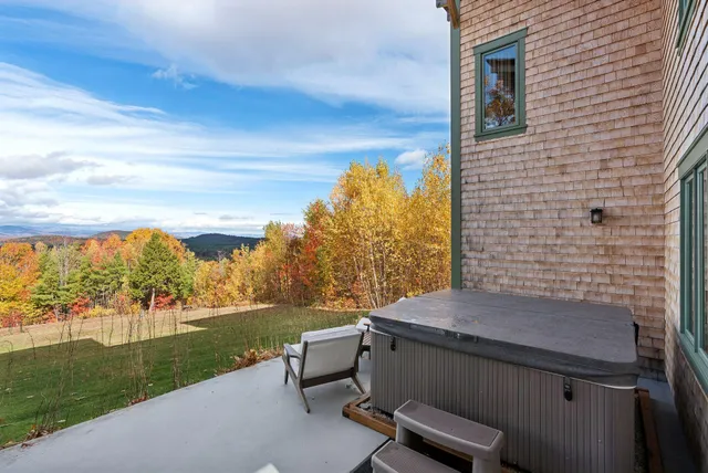 $999,900 | 42 Moose Hollow Lane, Brownfield, ME 04010