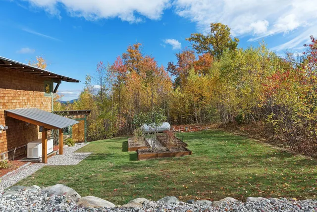 $999,900 | 42 Moose Hollow Lane, Brownfield, ME 04010