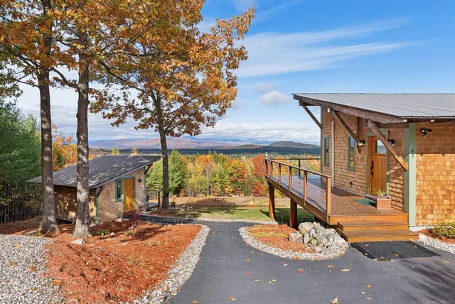 $999,900 | 42 Moose Hollow Lane, Brownfield, ME 04010