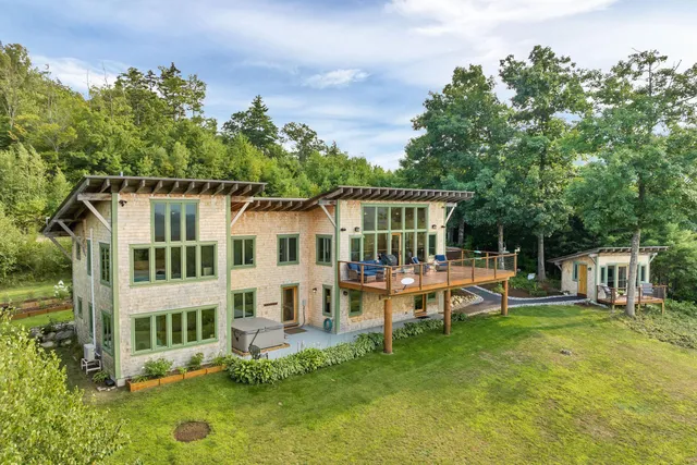 $999,900 | 42 Moose Hollow Lane, Brownfield, ME 04010