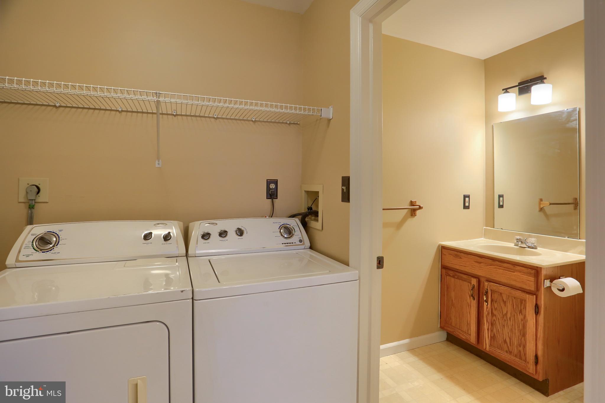 2 Brian Drive Lititz, PA 17543 - Photo 13 of 29