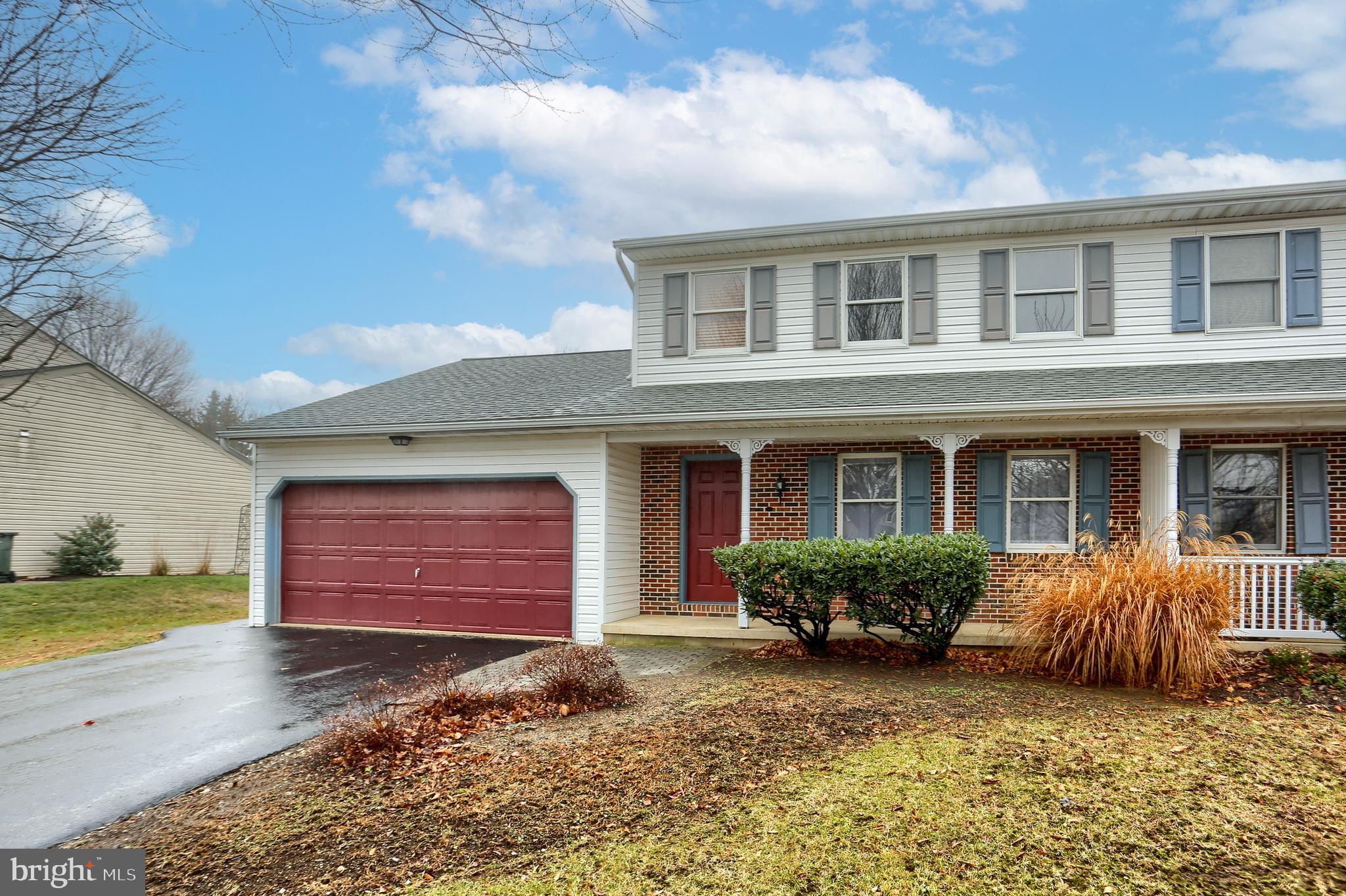2 Brian Drive Lititz, PA 17543 - Photo 2 of 29