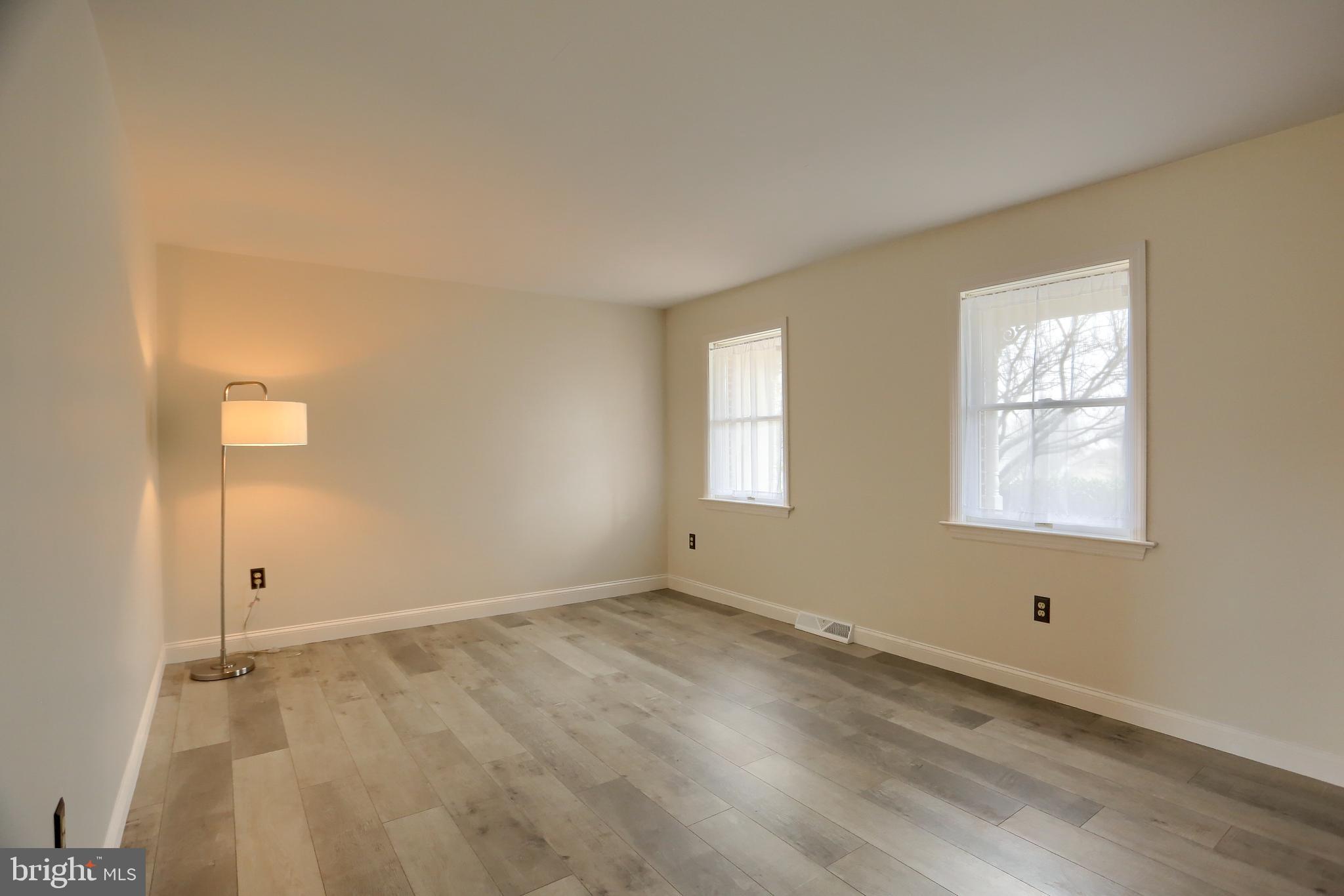2 Brian Drive Lititz, PA 17543 - Photo 5 of 29