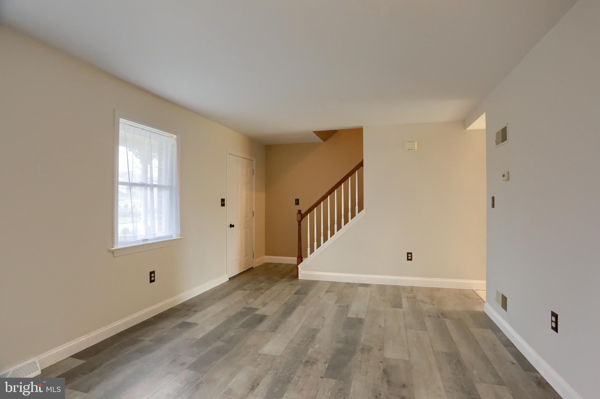 2 Brian Drive Lititz, PA 17543 - Photo 6 of 29