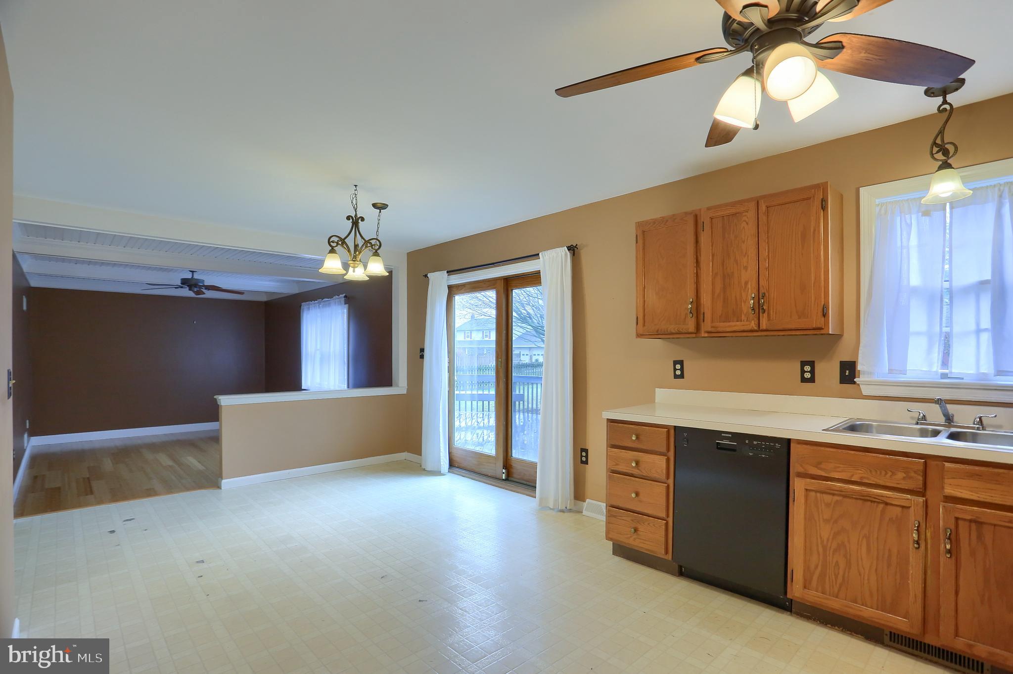 2 Brian Drive Lititz, PA 17543 - Photo 10 of 29