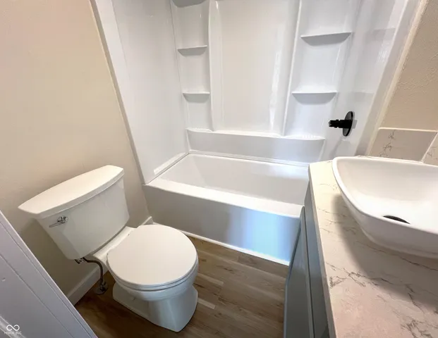 $147,700 | 1300 South K Street, Elwood, IN 46036