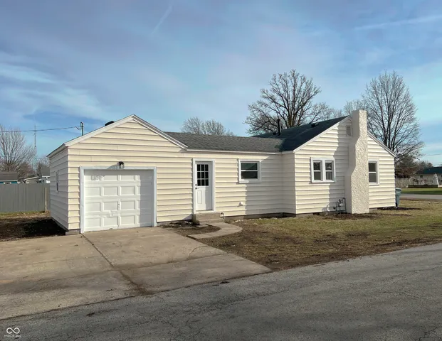 $147,700 | 1300 South K Street, Elwood, IN 46036