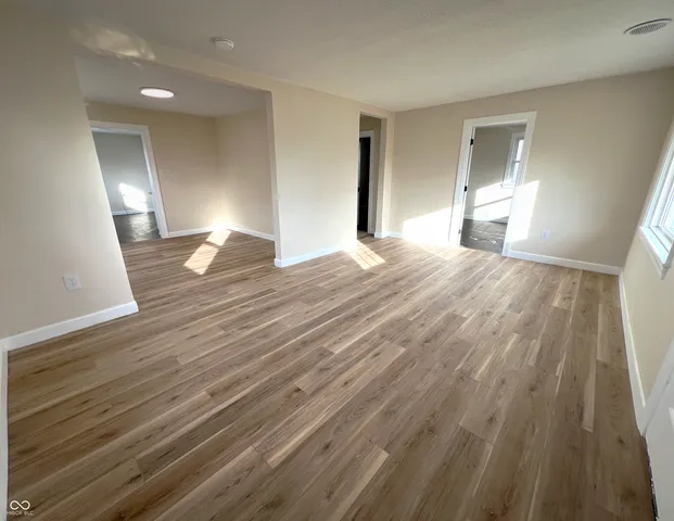 $147,700 | 1300 South K Street, Elwood, IN 46036