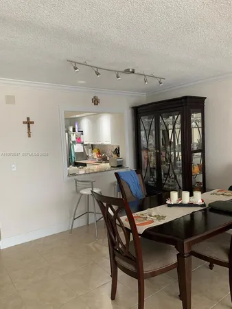 $2,300 | 329 Southeast 3rd Street, Unit 305S, Hallandale Beach, FL 33009