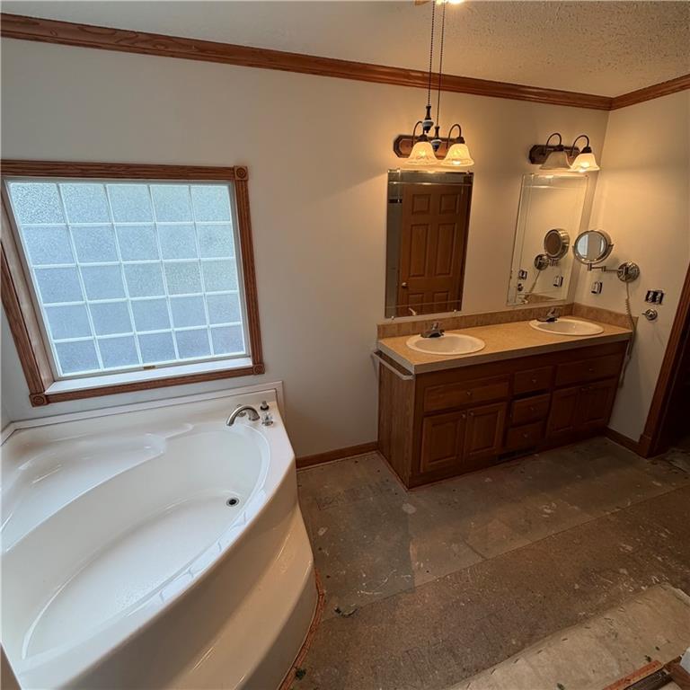 416 Crooks School Road Clinton, PA 15026 - Photo 11 of 27 Gallery Image 11